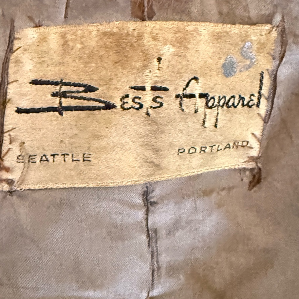 Vintagr Fur Morton’s 40s 50s 60s Luxury Brown Silky Lining Cape Jacket OS - Picture 10 of 12